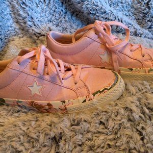 Size 3 Girl's Pink Converse (Chucks) Floral Soles